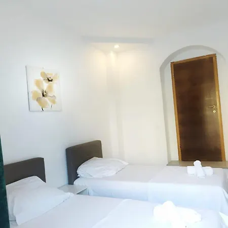 Villa Central Riverside *