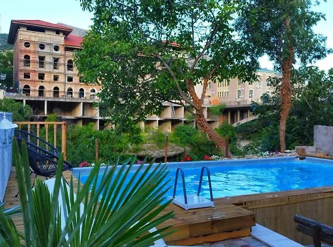 Central Riverside 4*